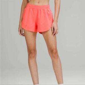 Lululemon Find Your Pace 3 inch Shorts size 4